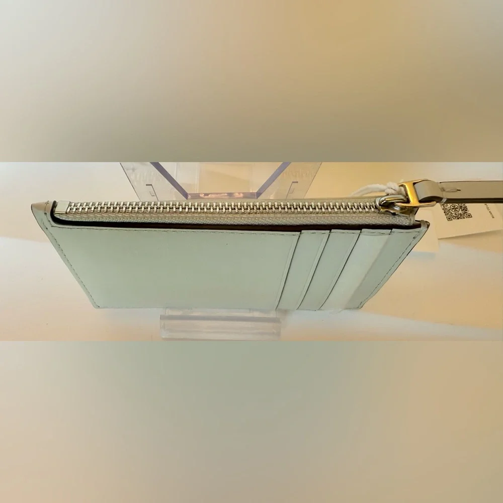 TORY BURCH Kira Diamond Quilted Leather Zip Card Case Wallet - Picture 2 of 8